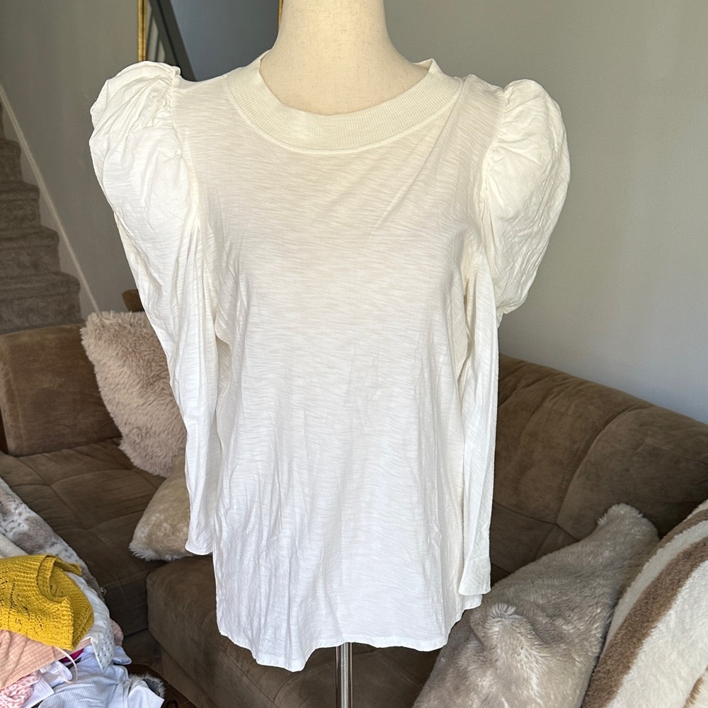 Women's White Puff Sleeve Crewneck Top